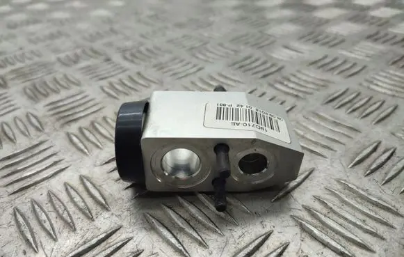 Ford Turneo Courier Air conditioning (A/C) expansion valve AV1119849DA