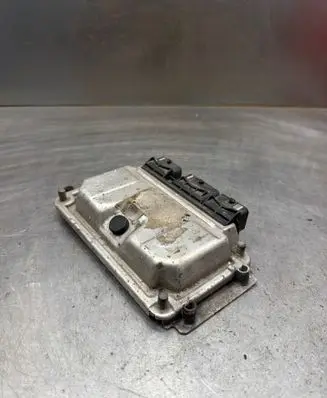 Peugeot 206 Engine control unit/module 0261207477 9650347980 9643218980