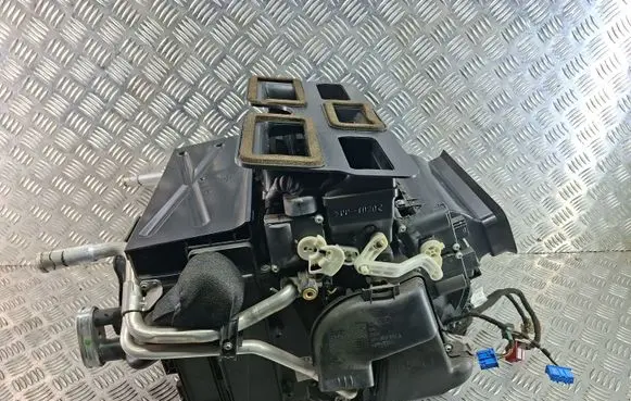 Audi A6 S6 C6 4F Interior heater climate box assembly 4F1820351Q