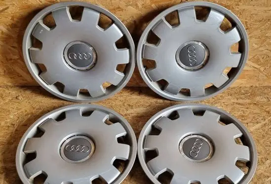 Audi A4 S4 B7 8E 8H R16 wheel hub/cap/trim 4B0601147D