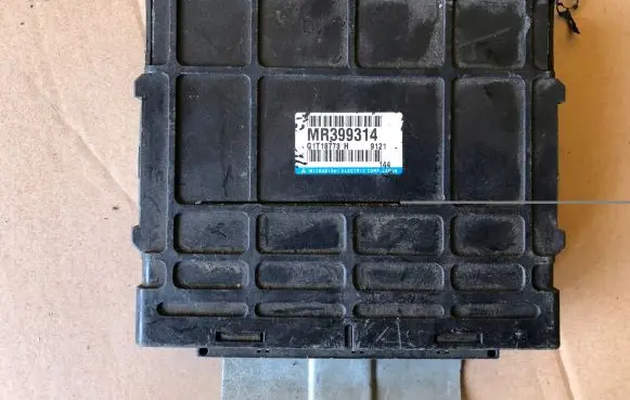 Mitsubishi Carisma Gearbox control unit/module MR399314