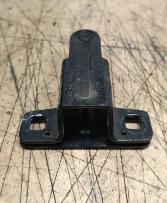 BMW X5 E53 Front door lock loop/hook striker 51248408956 51248408 8408