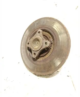 Rear wheel hub
