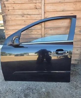 Opel Astra H Front door