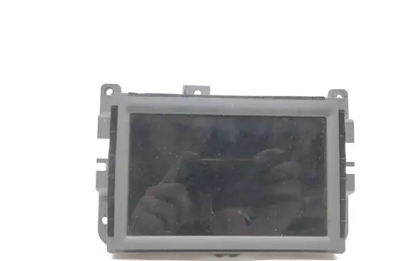 Chrysler Pacifica Screen/display/small screen P68331626AF 10822M1704
