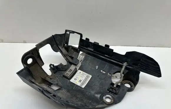 Volkswagen New Beetle Headlight/headlamp mounting bracket 1C0941054