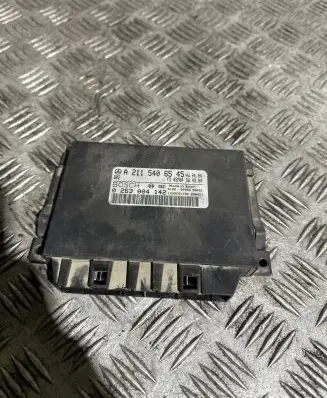 Mercedes-Benz E W211 Parking PDC control unit/module A2115406545