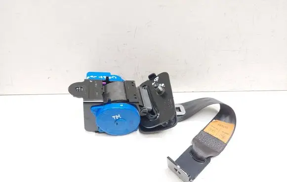 Chevrolet Captiva Middle seatbelt (rear) 96631437 A2092 A4215