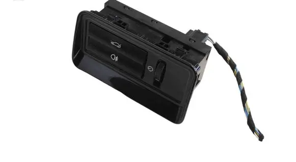 Jaguar XJ X351 Tailgate/boot open switch button AW9311654AA