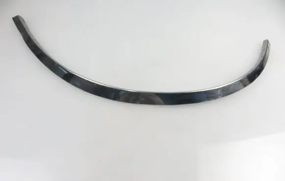 Mercedes-Benz W123 Front arch trim 