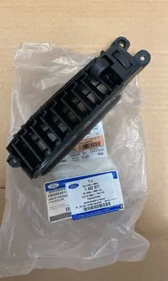 Ford Ranger Dash center air vent grill 1452017 6M3419893AB
