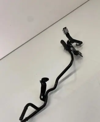 Volkswagen Golf VII Engine coolant pipe/hose 04L121070AB