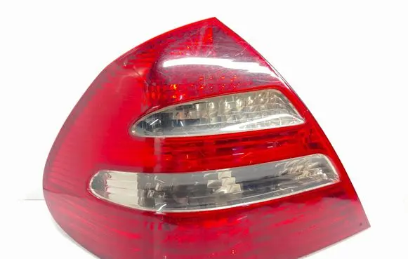 Mercedes-Benz E W211 Rear/tail lights A2118200364