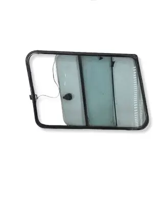 Mitsubishi Pajero Rear side window 43R00033