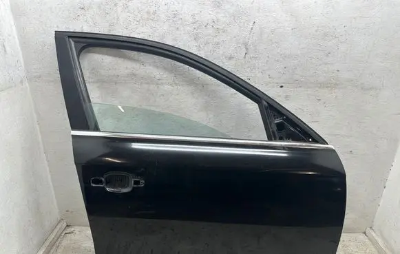 Audi A4 S4 B8 8K Front door 