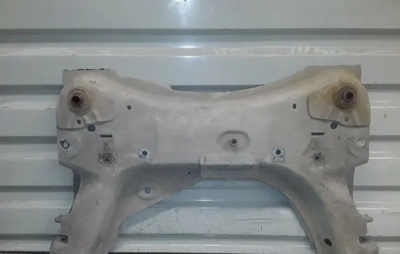 Renault Modus Front subframe 
