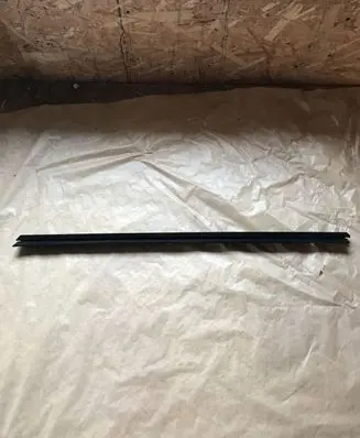 Jeep Grand Cherokee Rear door glass trim molding