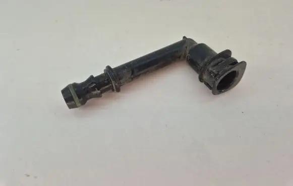 Volkswagen Golf VI Headlight washer hose/pipe 1T0955665