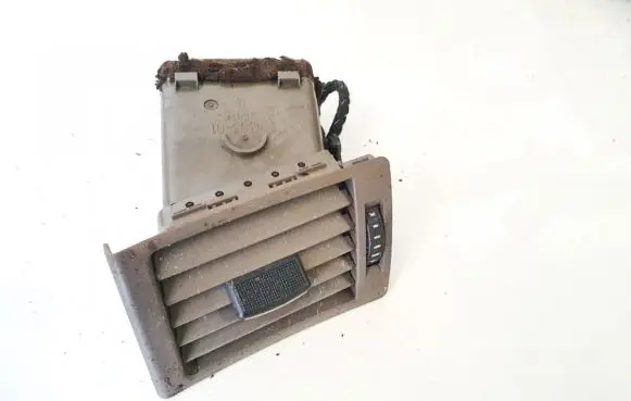 Audi A4 S4 B6 8E 8H Dash center air vent grill 438301