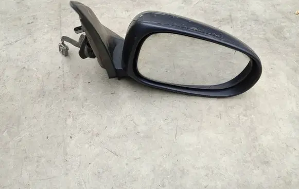 Nissan Almera N16 Plastic wing mirror trim cover E11015827 E1102582
