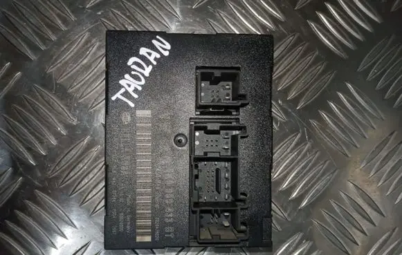 Volkswagen Touran I Comfort/convenience module 1K0959433BT 5DK00897702