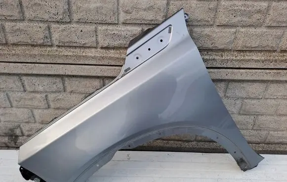 Suzuki Grand Vitara II Fender