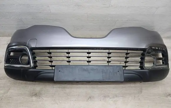 Renault Captur Front bumper 620221421R