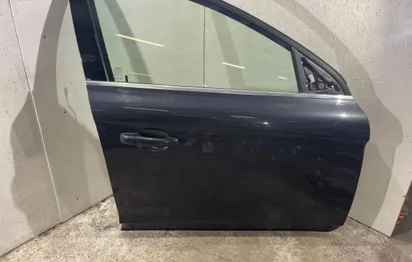 Volvo XC60 Front door