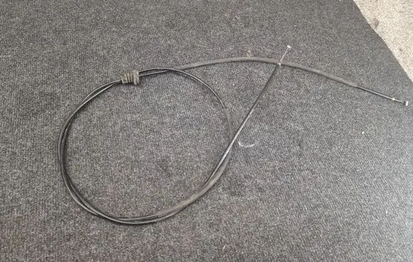 Audi Q7 4M Engine bonnet/hood lock release cable 4M1823535C