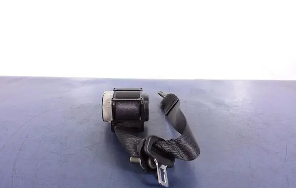 Cadillac CTS Front seatbelt 23399642