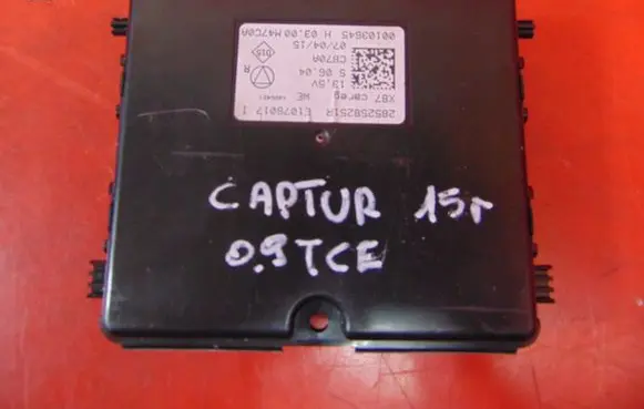 Renault Captur Other control units/modules 285258251R