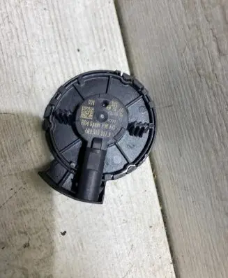 Audi A4 S4 B9 Airbag deployment crash/impact sensor 4m0955557a