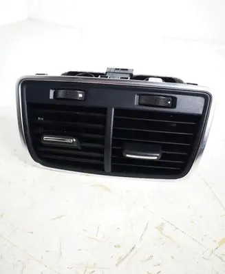 Audi A6 C7 Rear air vent grill 4G0819203