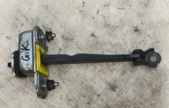 Hyundai i40 Rear door check strap stopper