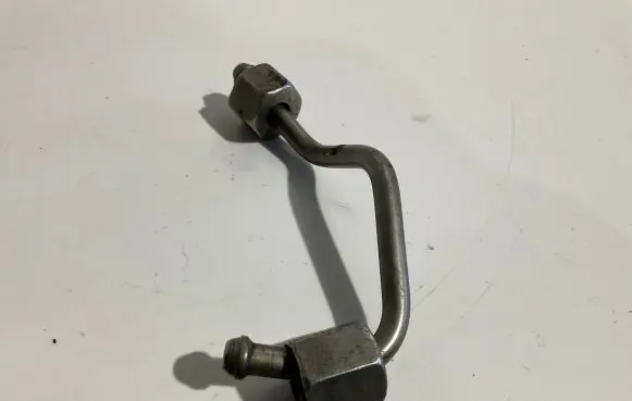 Mercedes-Benz E W212 Fuel injector supply line/pipe 