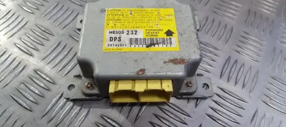 Mitsubishi Galant Airbag control unit/module mr309232 x6t42071