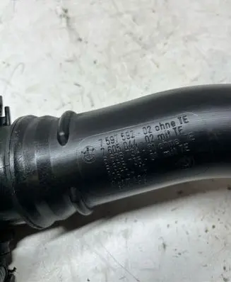 BMW 4 F32 F33 Intercooler hose/pipe 7597592