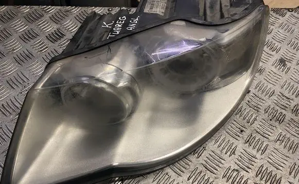 Volkswagen Touareg I Headlight/headlamp 7l6941031a