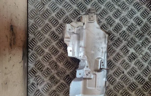 Mercedes-Benz E W213 Exhaust heat shield A6541422200