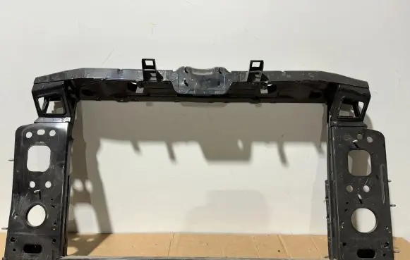 Alfa Romeo Giulietta Radiator support slam panel 50530302