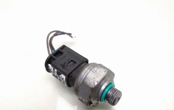 Air conditioning (A/C) pressure sensor