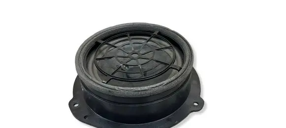 Audi A4 Allroad B9 Parcel shelf speaker 