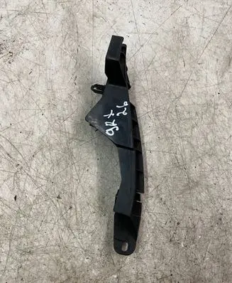 Lexus RX 330 - 350 - 400H Front bumper mounting bracket