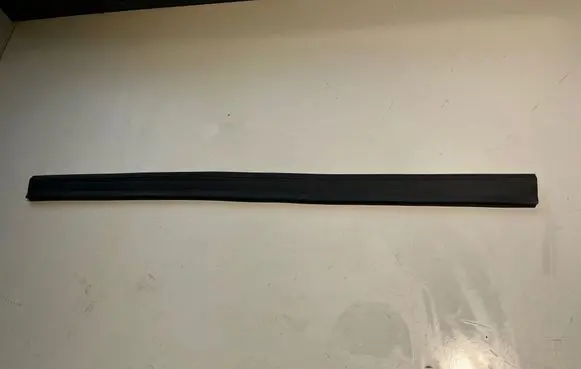 Mercedes-Benz B W247 Engine compartment rubber 