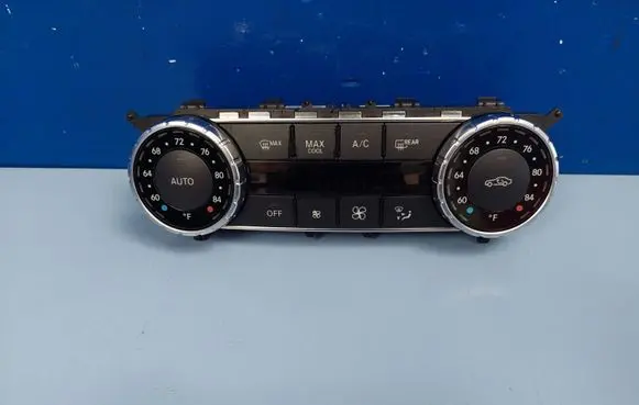Mercedes-Benz C W205 Climate control unit A2049006808