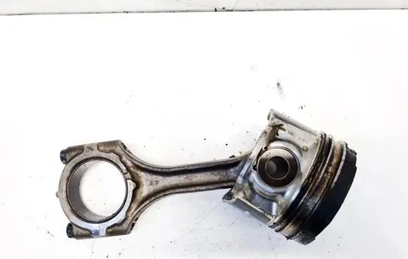 Toyota Corolla Verso AR10 Piston with connecting rod