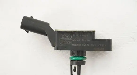 Audi A5 8T 8F Air pressure sensor 038906051Q