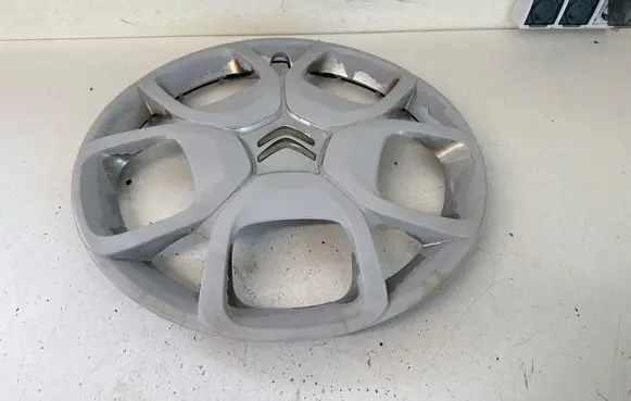 Citroen Jumpy R17 wheel hub/cap/trim 9810849677 9814710477