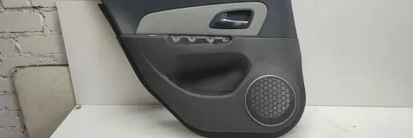 Chevrolet Cruze Rear door card panel trim 96950773