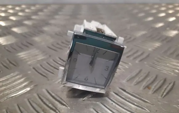 Mercedes-Benz S W221 Clock A2218270370